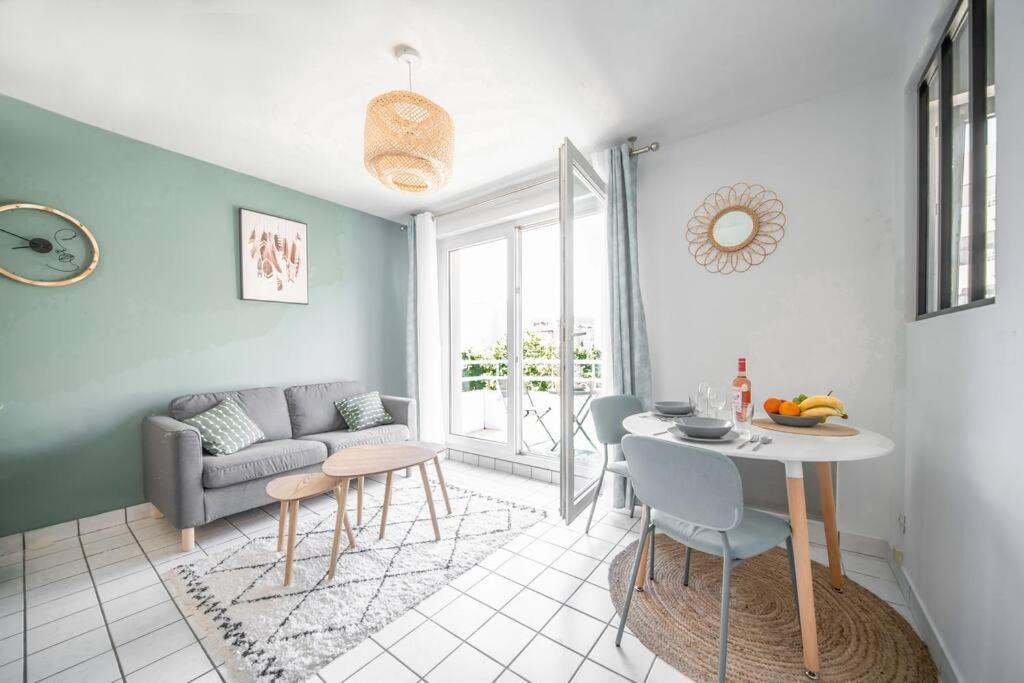 Apartment L'amadeo - T2 Centre-ville & Parking Clermont-Ferrand