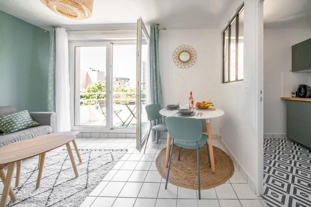 Apartment L'amadeo - T2 Centre-ville & Parking Clermont-Ferrand