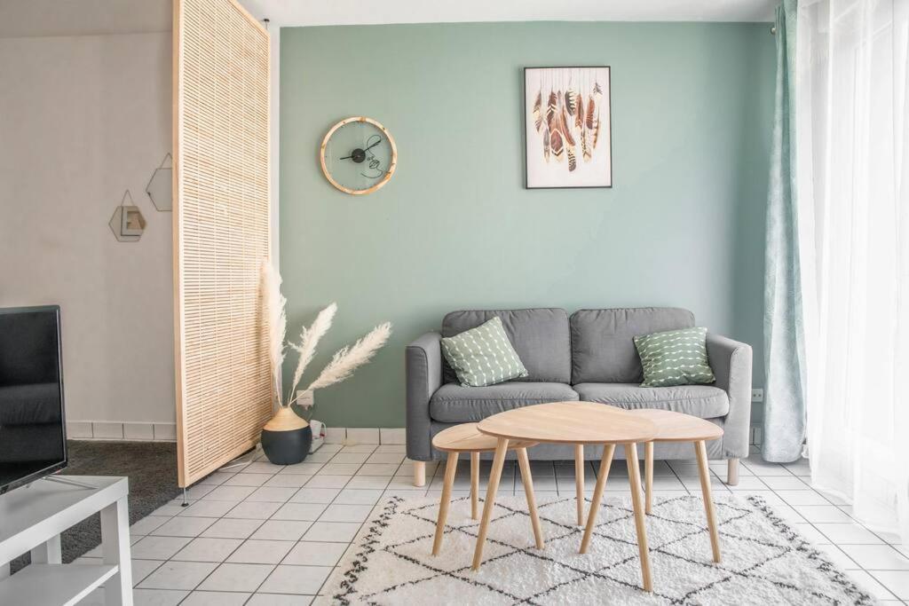 Apartment L'amadeo - T2 Centre-ville & Parking Clermont-Ferrand